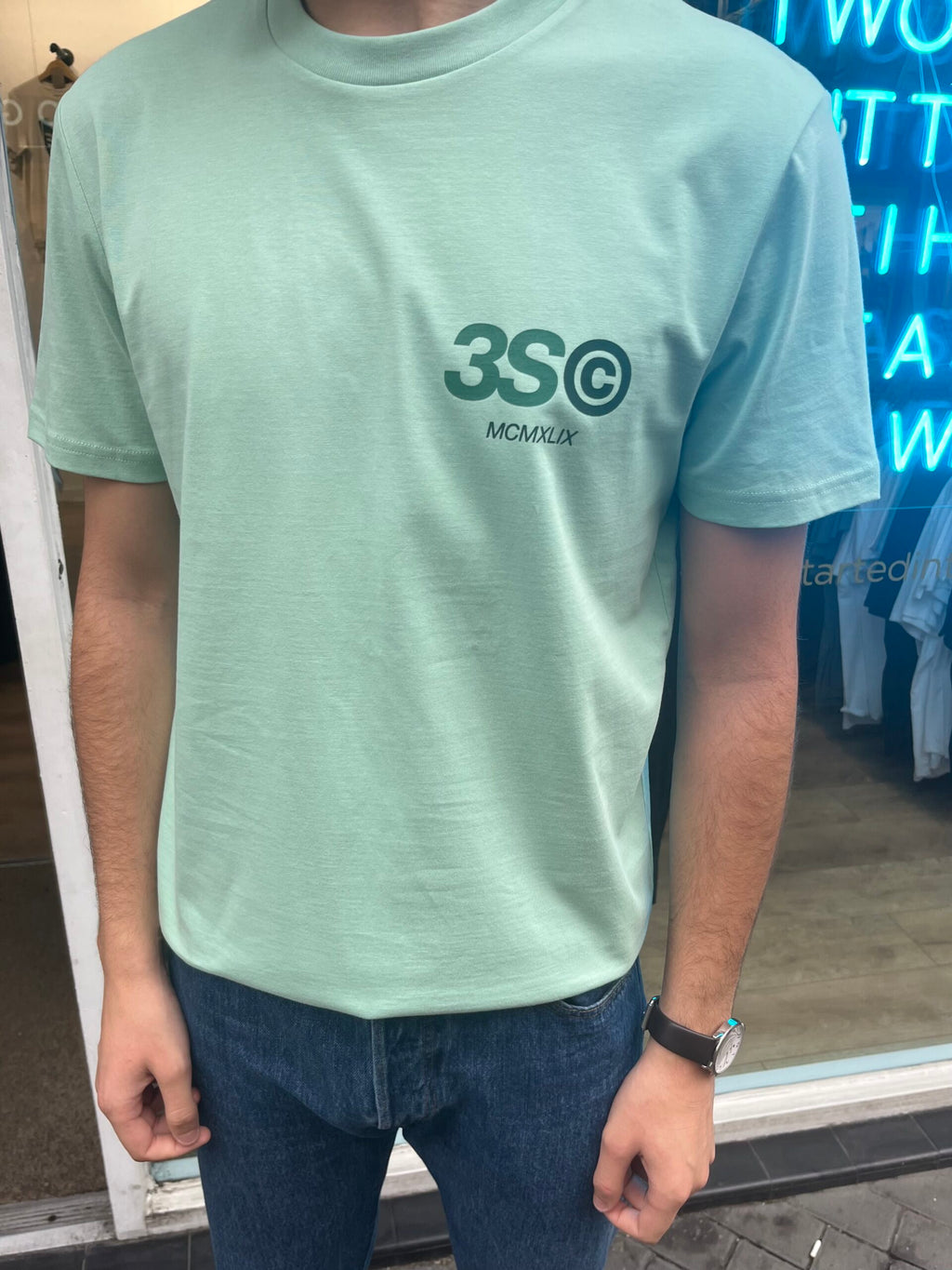 Social Recluse 3 Stripe Runners Club T-Shirt - Mint