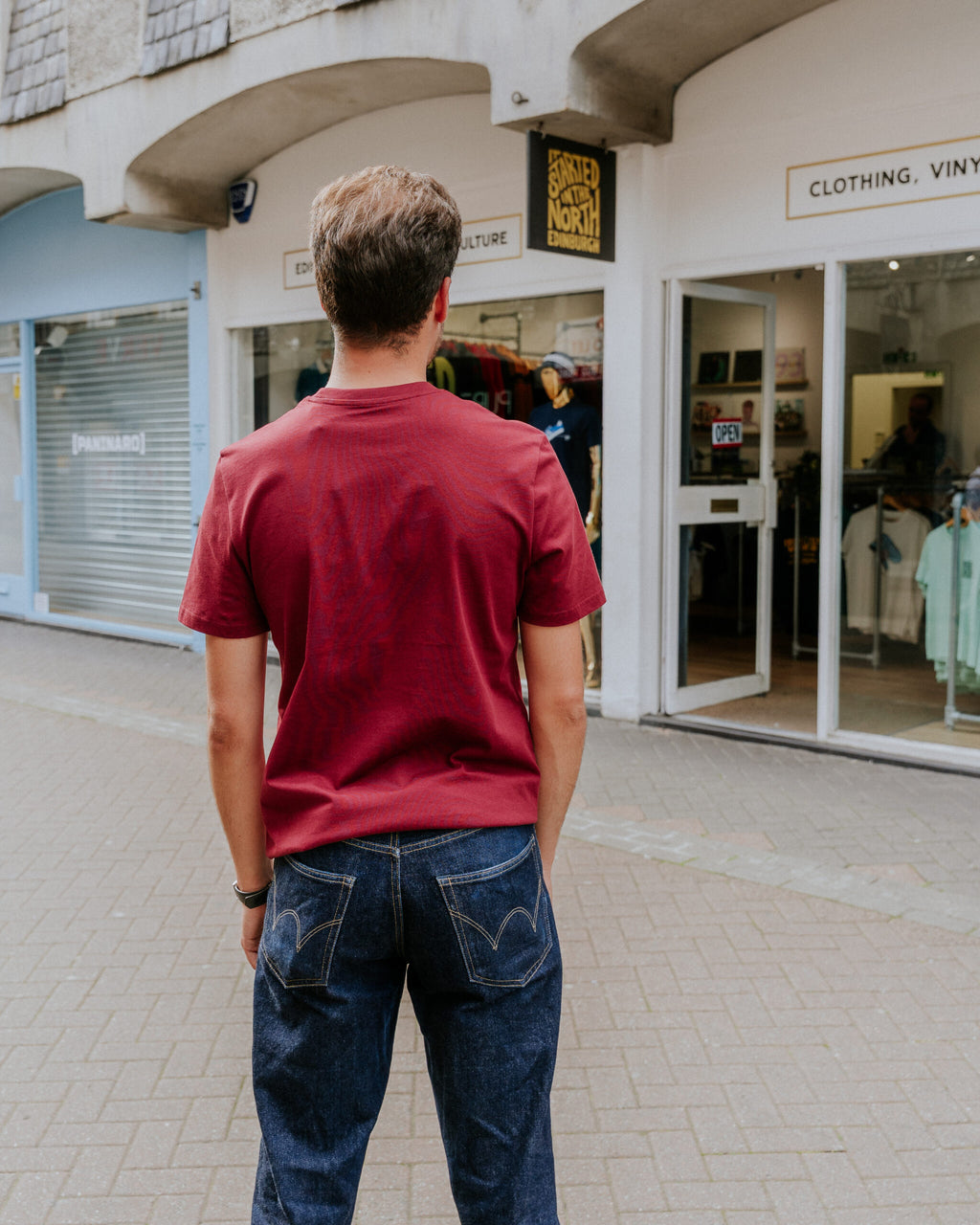 ISITN Logo tee - Maroon