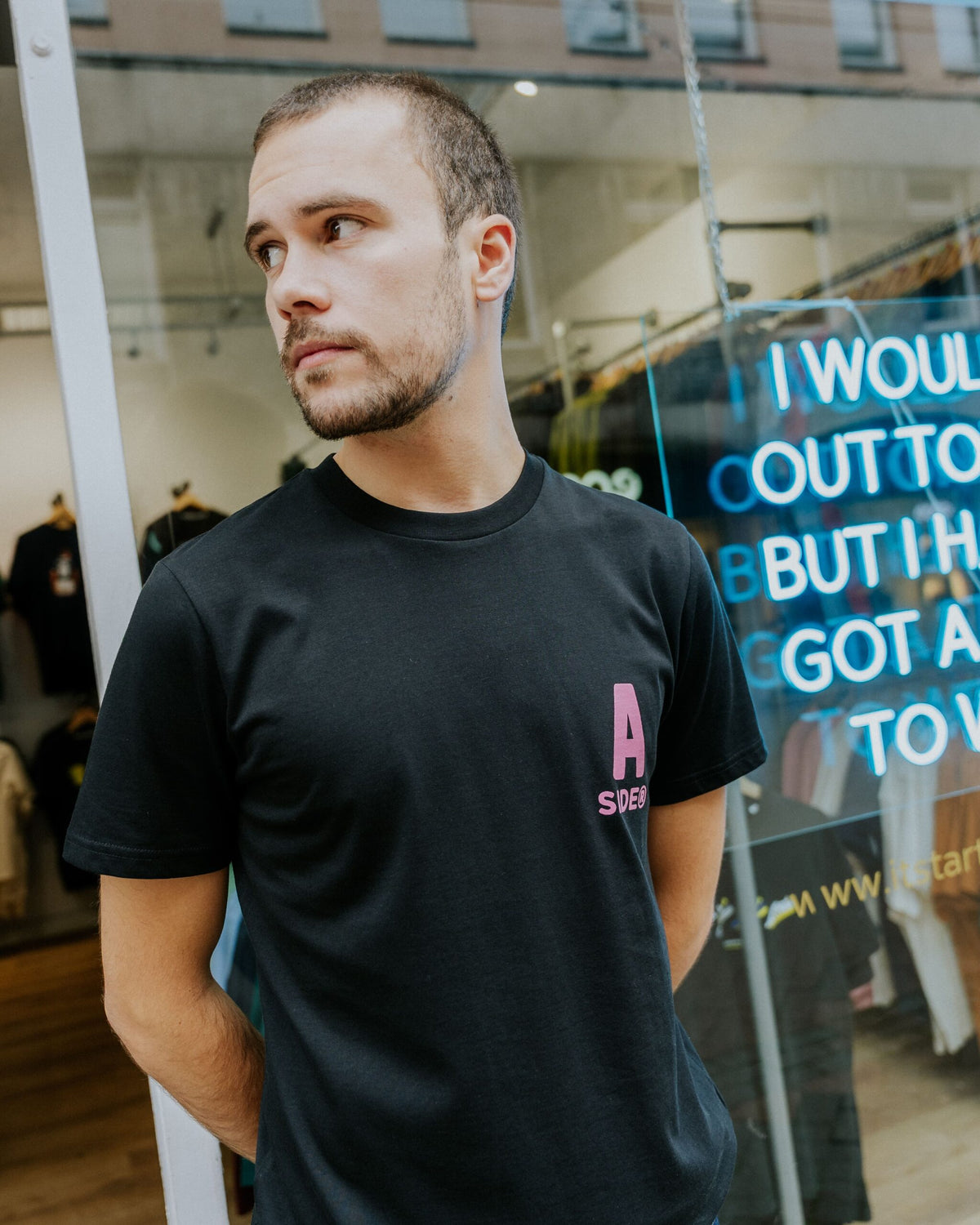 Social Recluse This Charming Man T-Shirt - Black/Pink