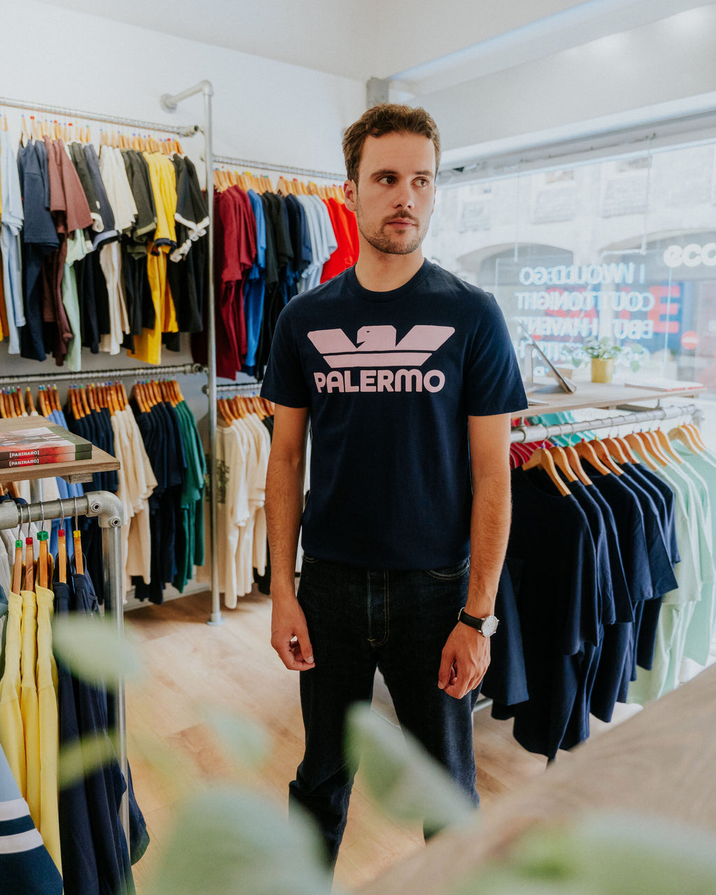 The North Curve Palermo Tee - Navy/Pink