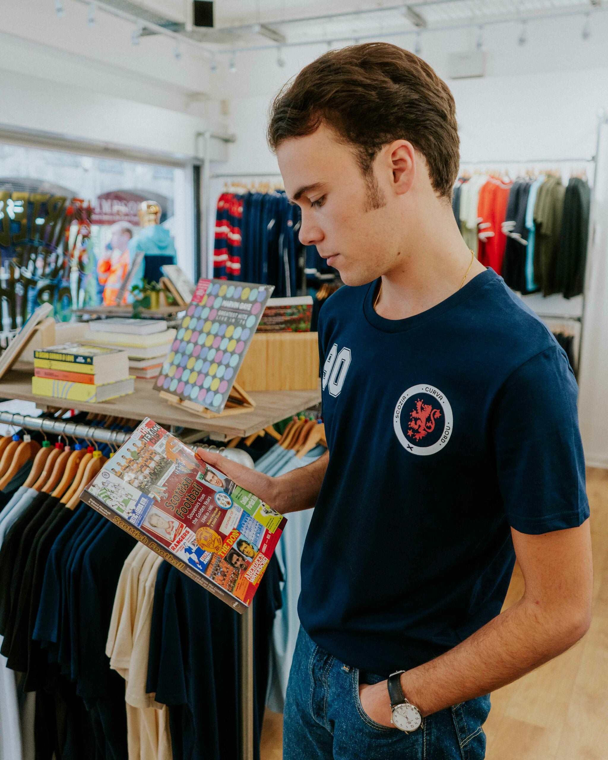 The North Curve Scozia Tee - Navy