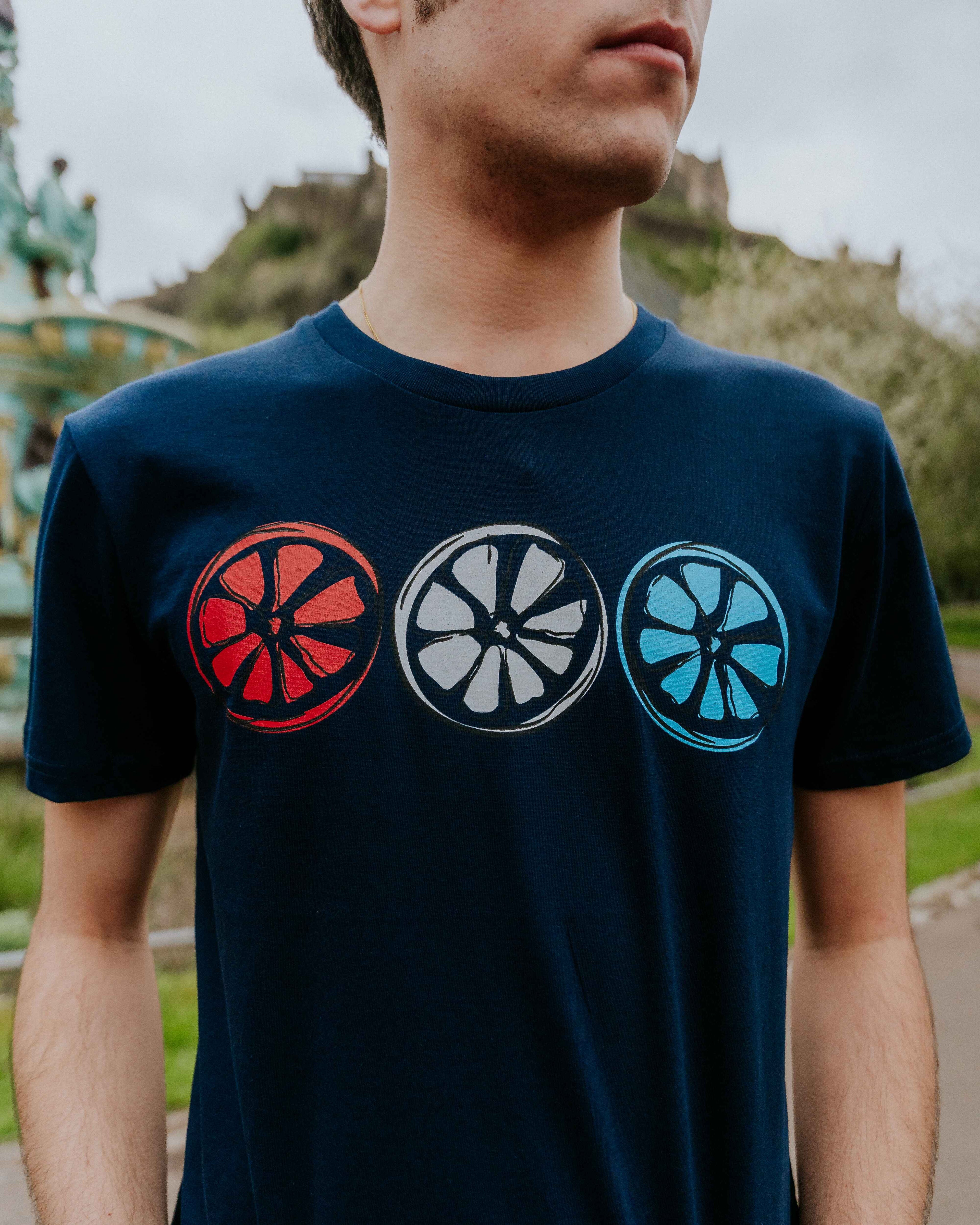 The North Curve Roses Lemons Tee - Navy