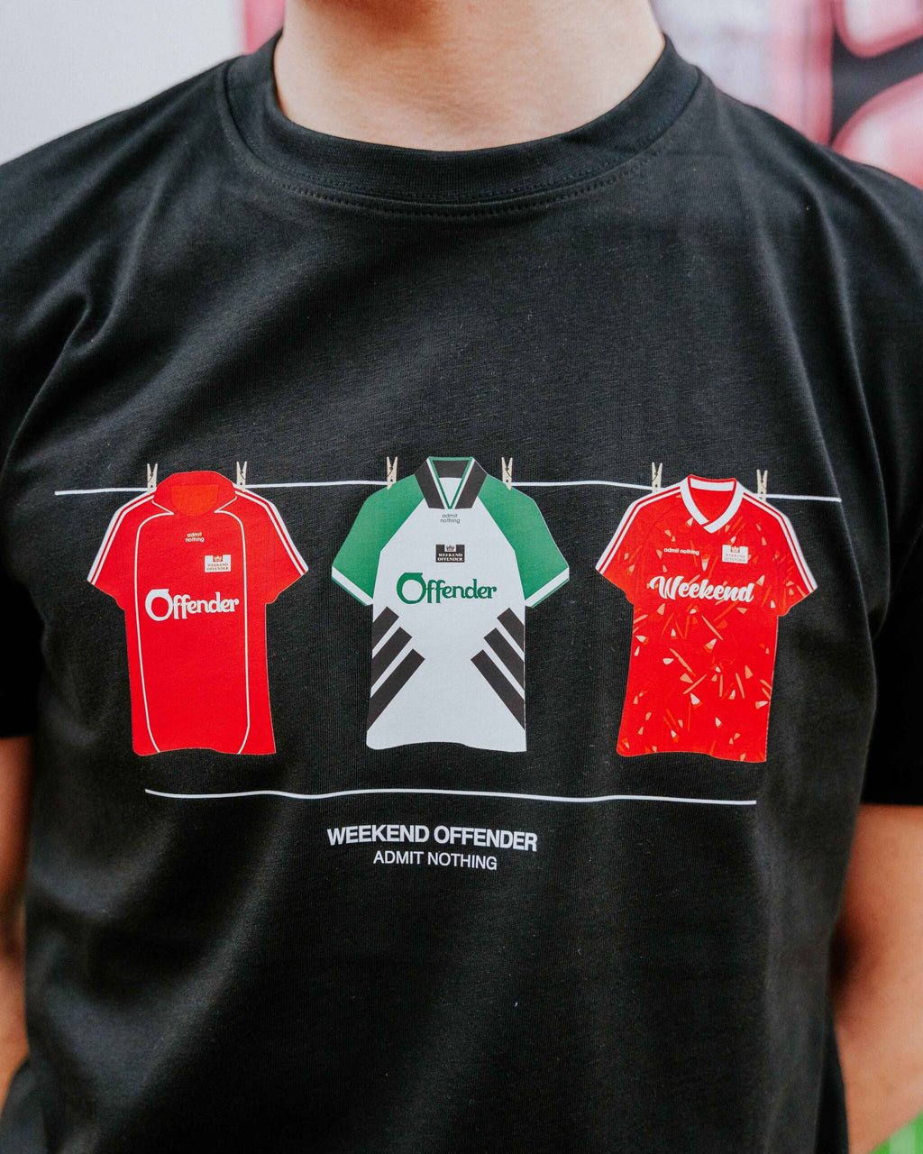 Weekend Offender Liverpool Washing Line Tee - Black